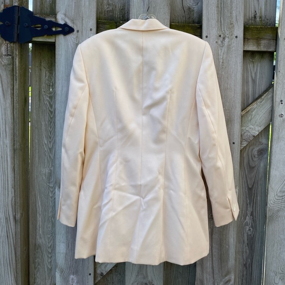 LAUREL by ESCADA Suit Blazer and Skirt 100% Wool - Picture 3 of 14